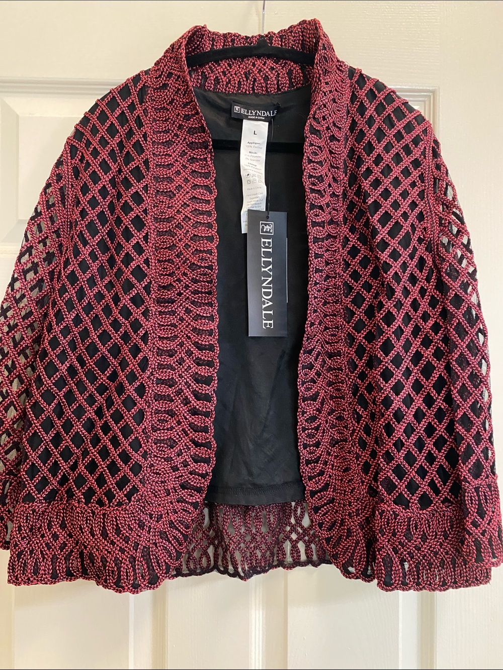 Openwork Knit Shrug in Wine